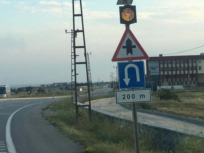 FEN BİLİMLERİ KOLEJİ KARŞISI YOLA CEPHELİ YENİ İMARDA 30.500 M2